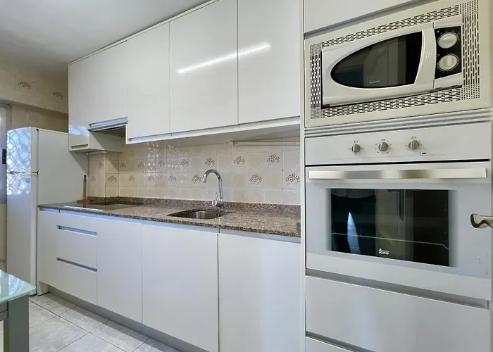 Tor Maraya Seafront Levante Views Appartamento *